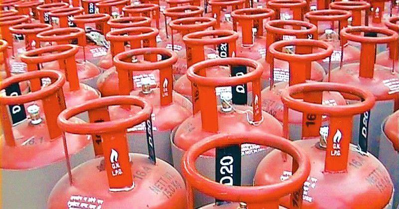 Gas tank explodes in Bon Accord kitchen