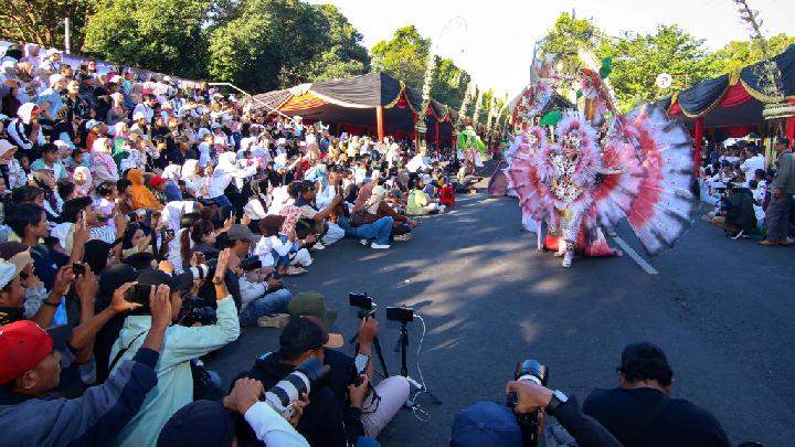 Indonesia's Komdigi Urges Ethical Rules for Public Photography Amid Viral Complaints