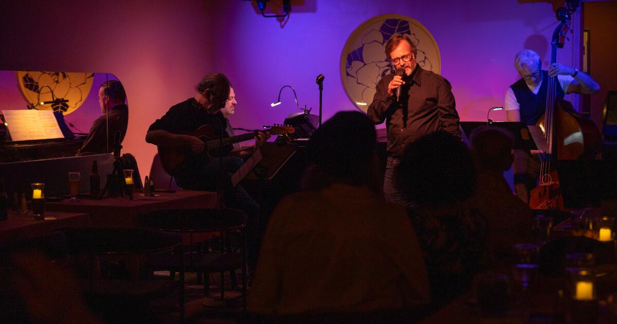 Sing jazz with a live band at L.A.’s longest-running open mic night