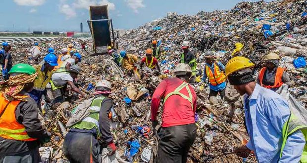According to an ISSER report, Ghana is wasting billions due to inadequate waste management.