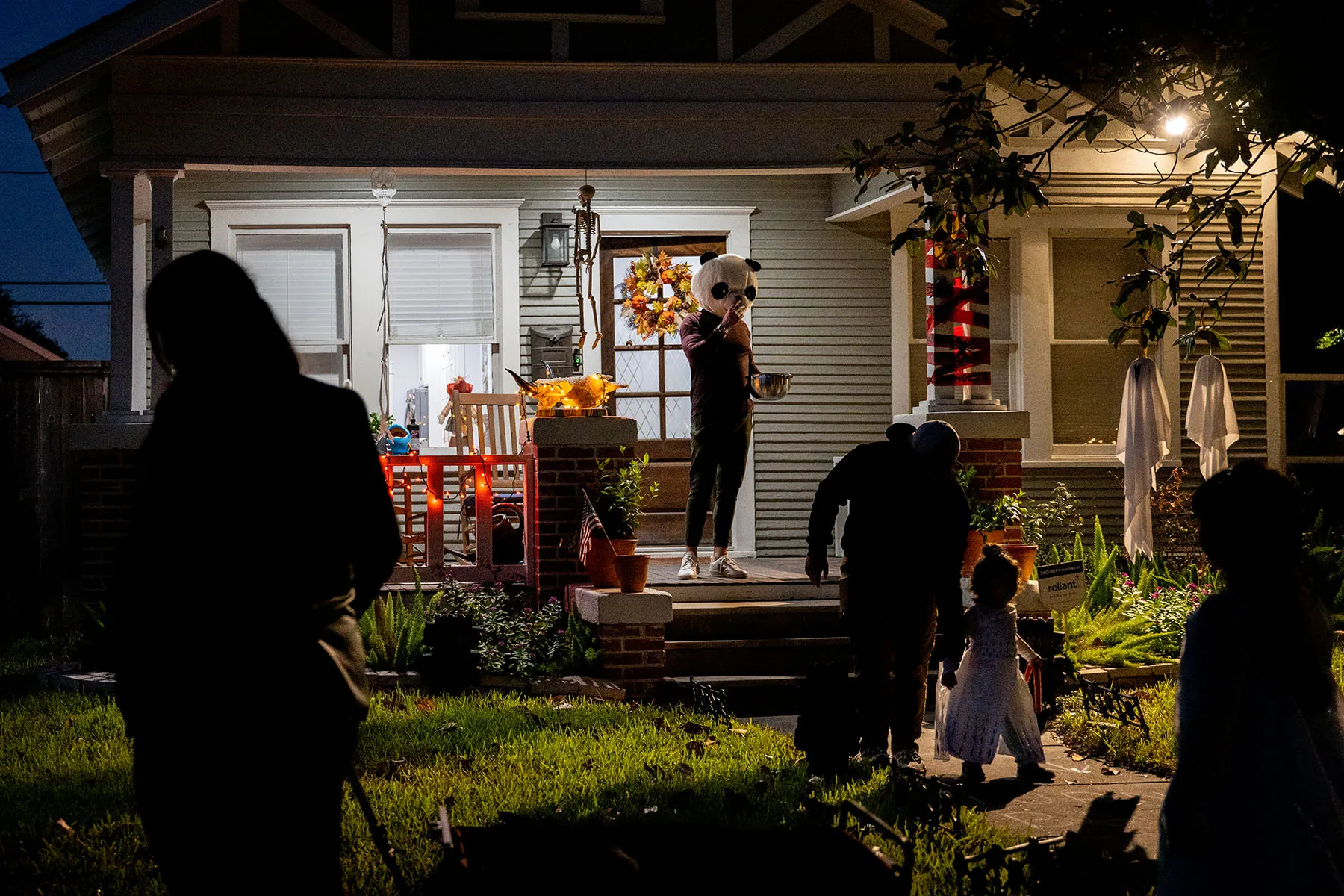 Why you might be seeing ramen at your neighbor’s door on Halloween