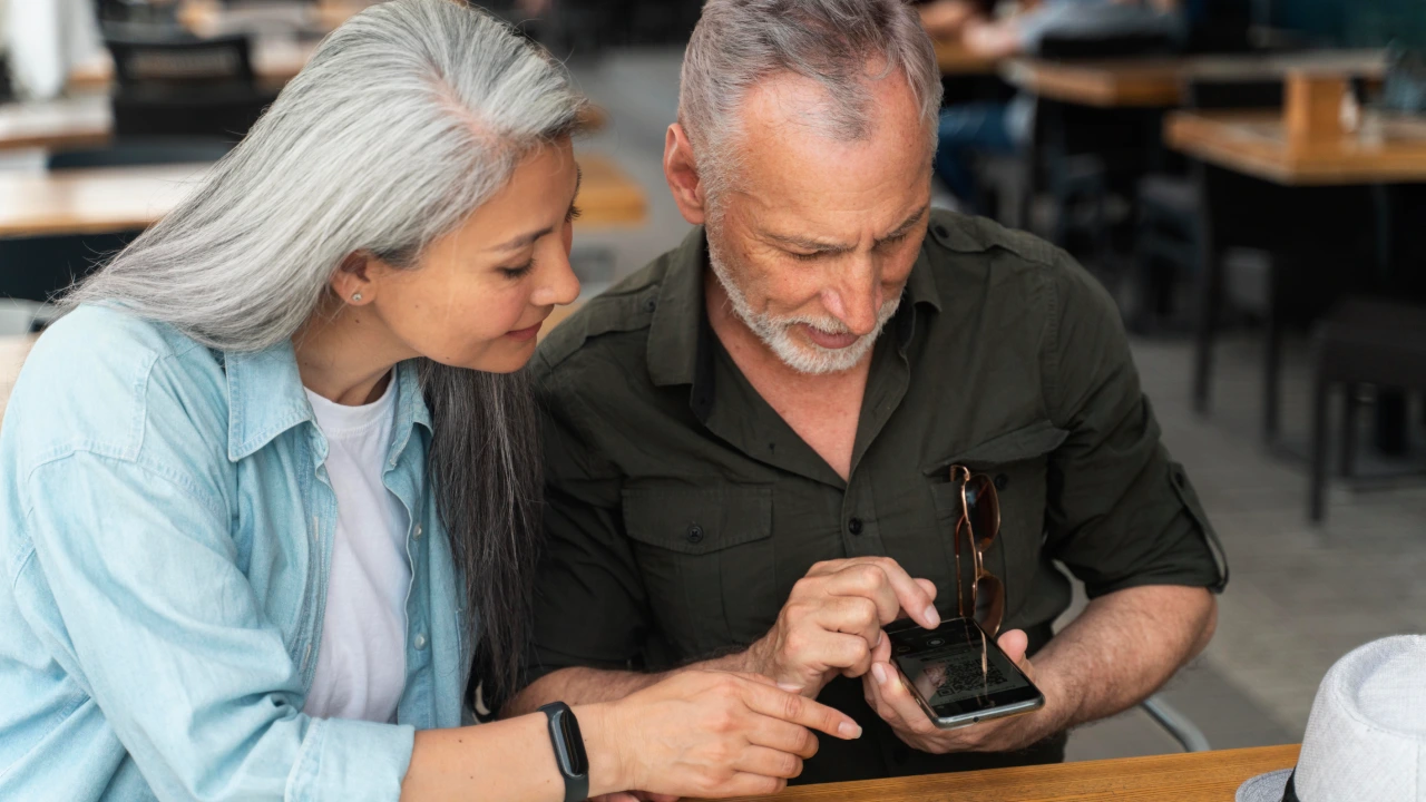 Best Budget Smartphones for Parents in India (October 2025): Simple, Reliable & Perfect Under ₹12,000