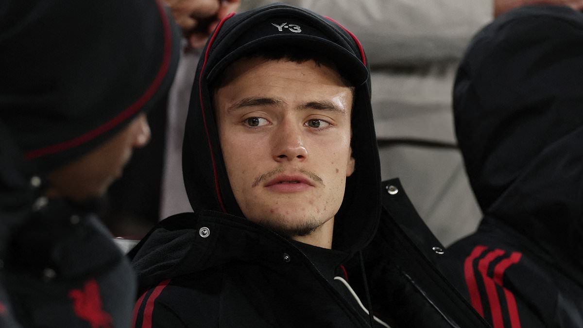 Struggling Florian Wirtz 'will be unbelievable' and £116m Liverpool signing can emulate 'f***ing monster, Luka Modric', claims Man United cult hero