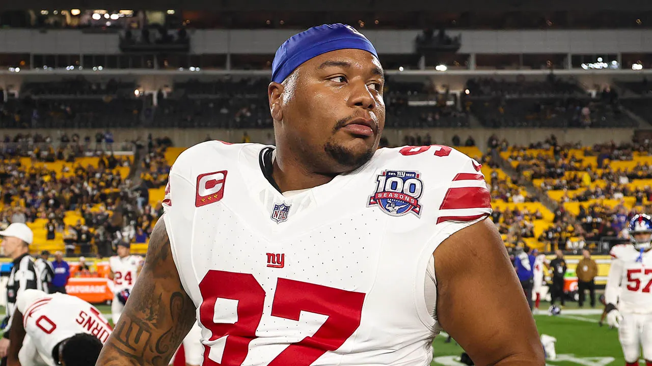 Dexter Lawrence refutes Carl Banks' claim NFL players don't respect him anymore
