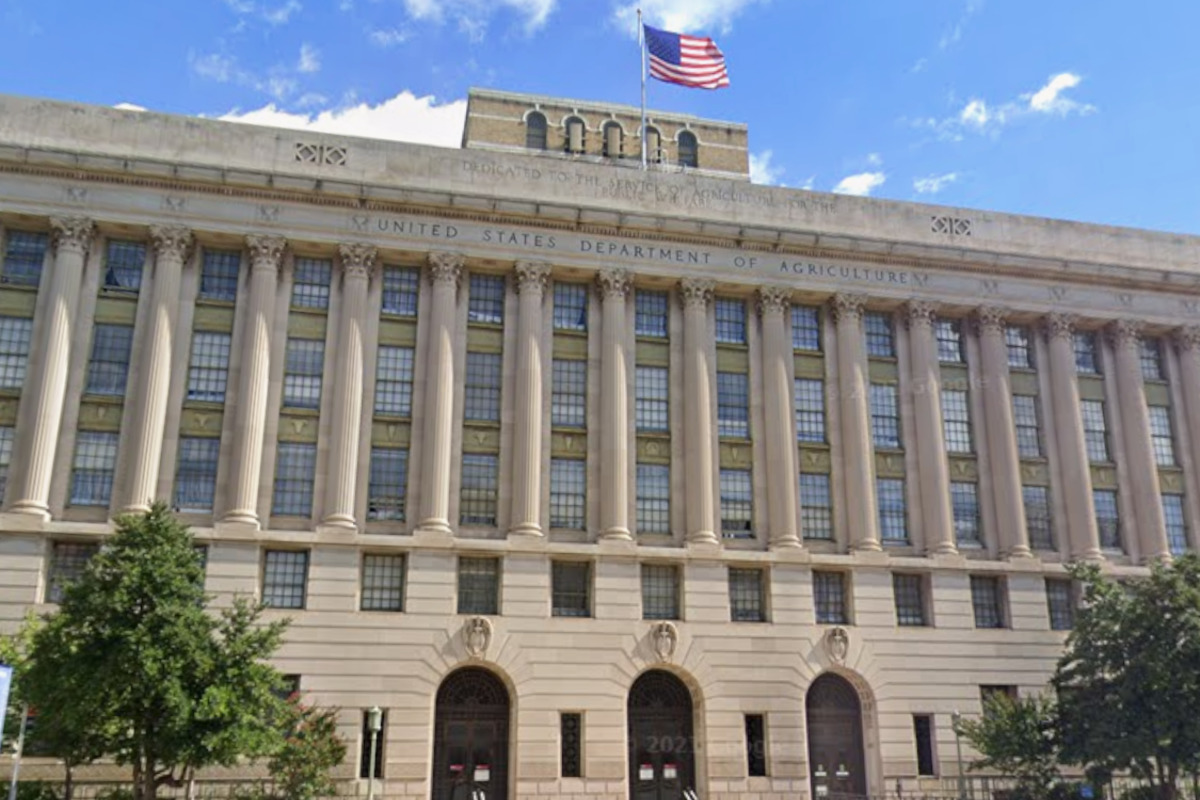 Nevada Residents Face Loss of SNAP Benefits Amidst Ongoing Federal Shutdown