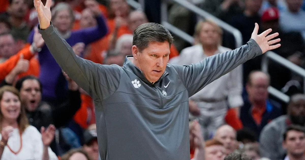 Brad Brownell talks G League recruiting
