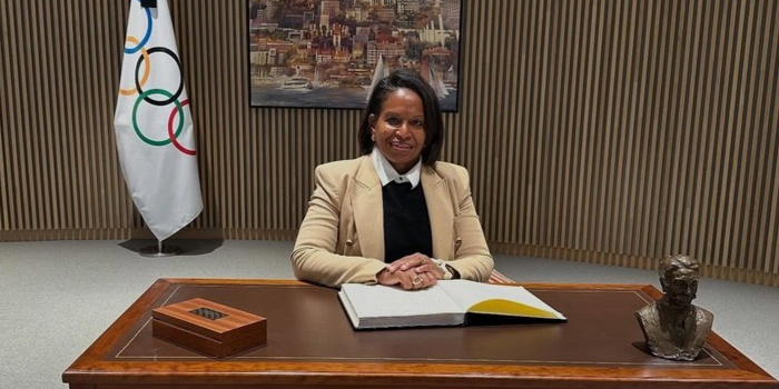 Trina Roberts Attends Leadership Event