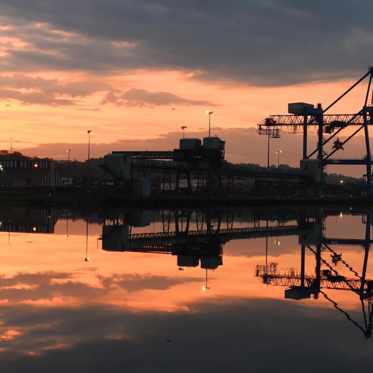 Irish GDP falls by marginal 0.1% in latest quarter