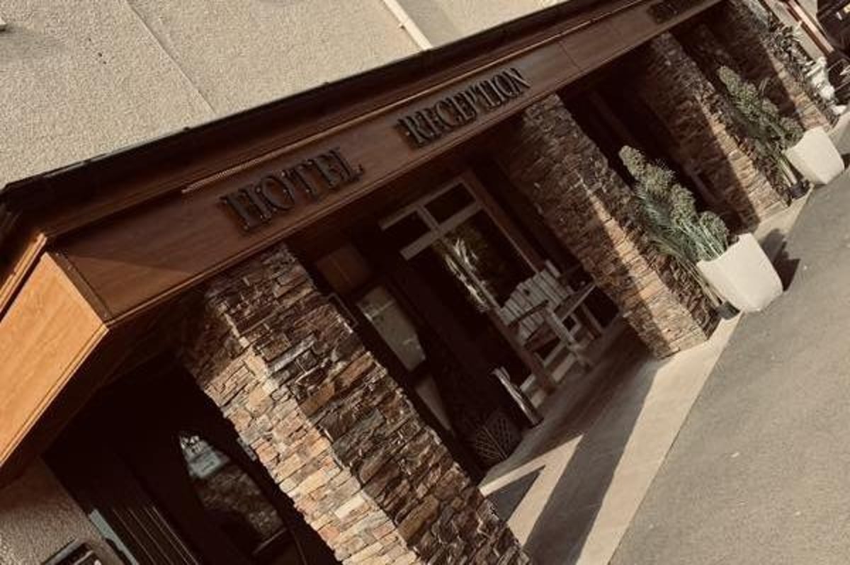 Stranocum hotel forced to cancel Halloween 'fright night' organises free 'walk through' event for charity