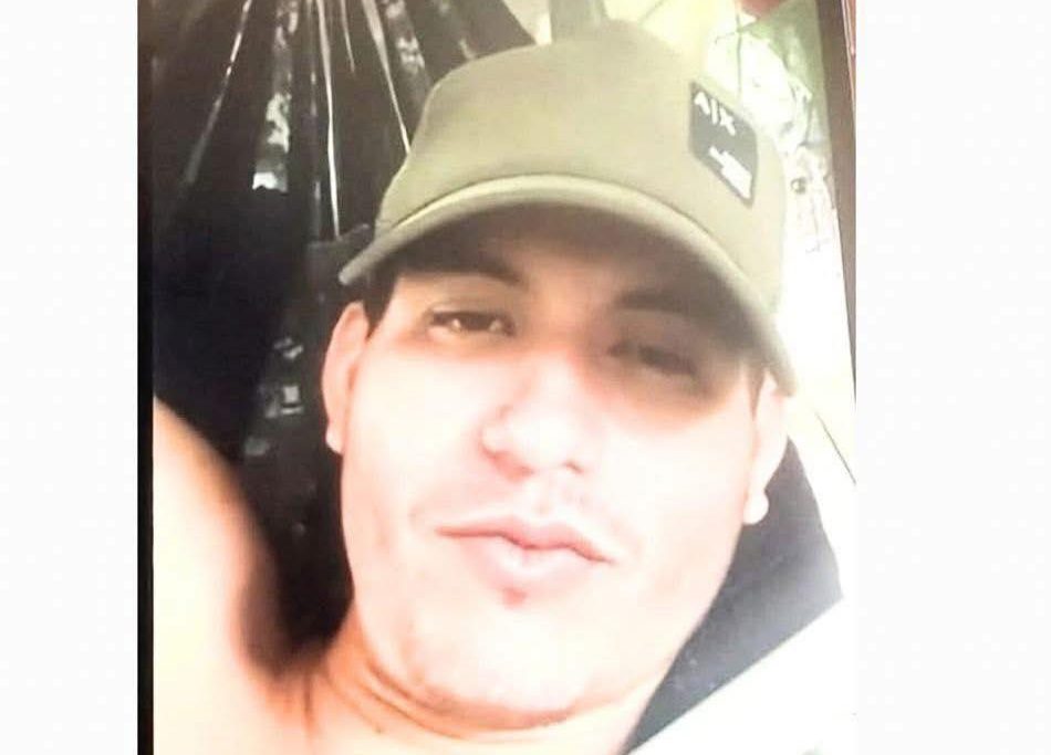 Informant claims $5M reward …after leading cops to gas station bomber