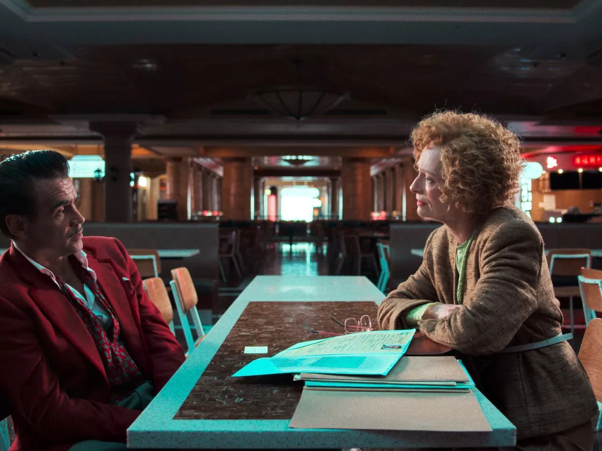 'Breathtaking' new Netflix thriller streaming now is already dividing opinion