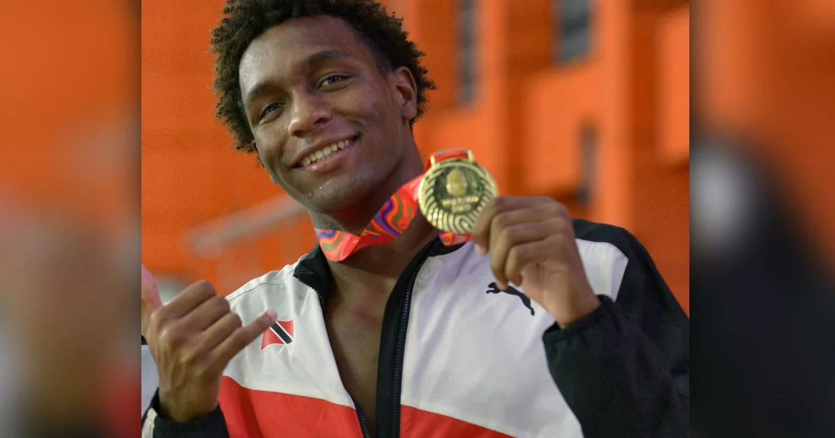 Blackman shines in Tennessee relay, 100 free