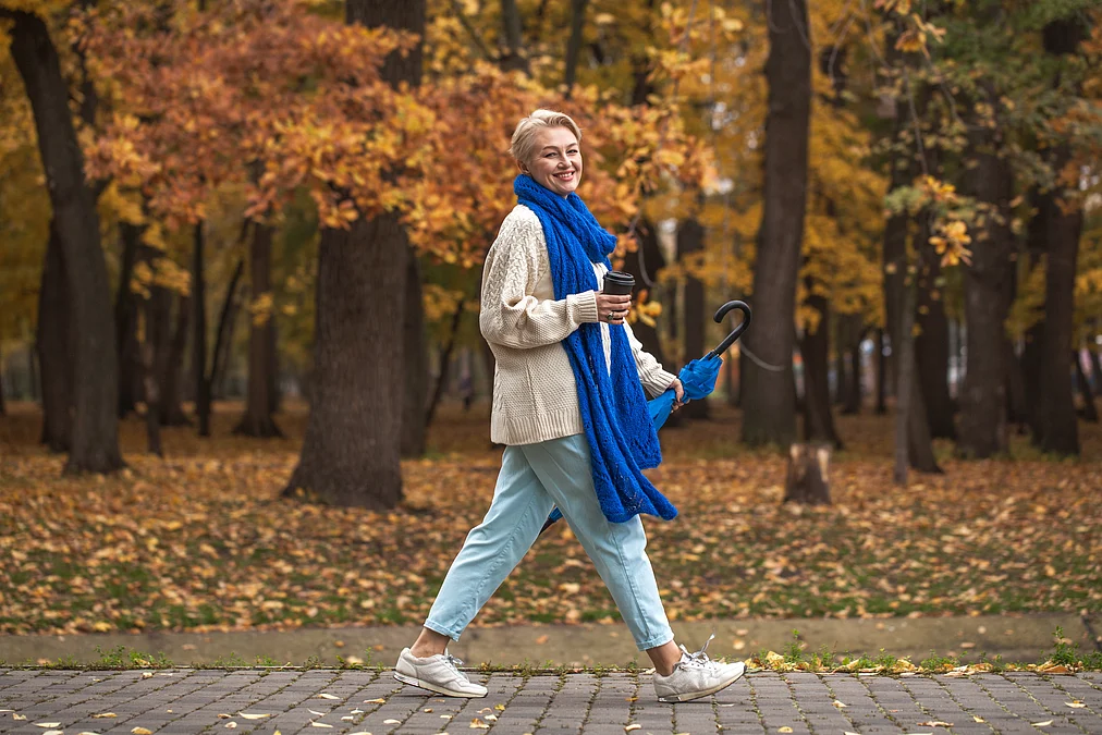 Forget 10,000 steps: Study shows longer walks matter more