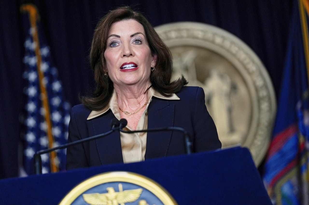 Gov. Hochul highlights new resources for first responders with mental health struggles