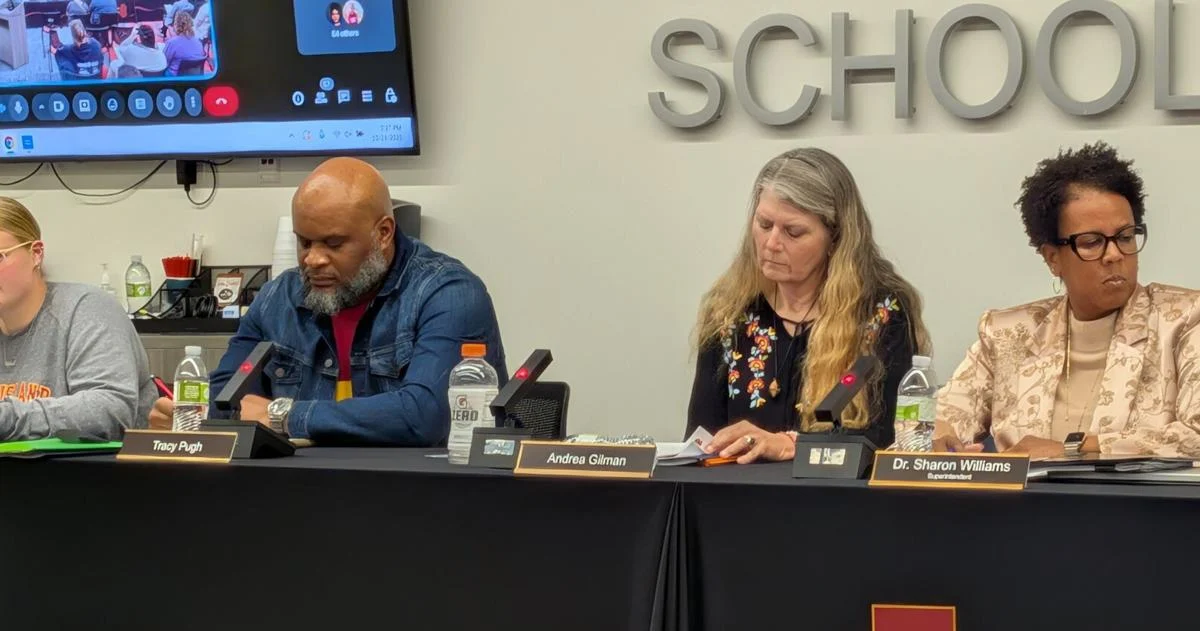 Rock Island board member votes to hire wife to school job