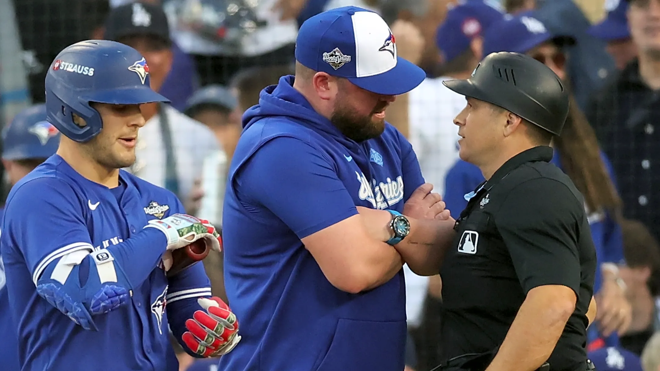 Blue Jays get hosed by umpire's late call during Game 3