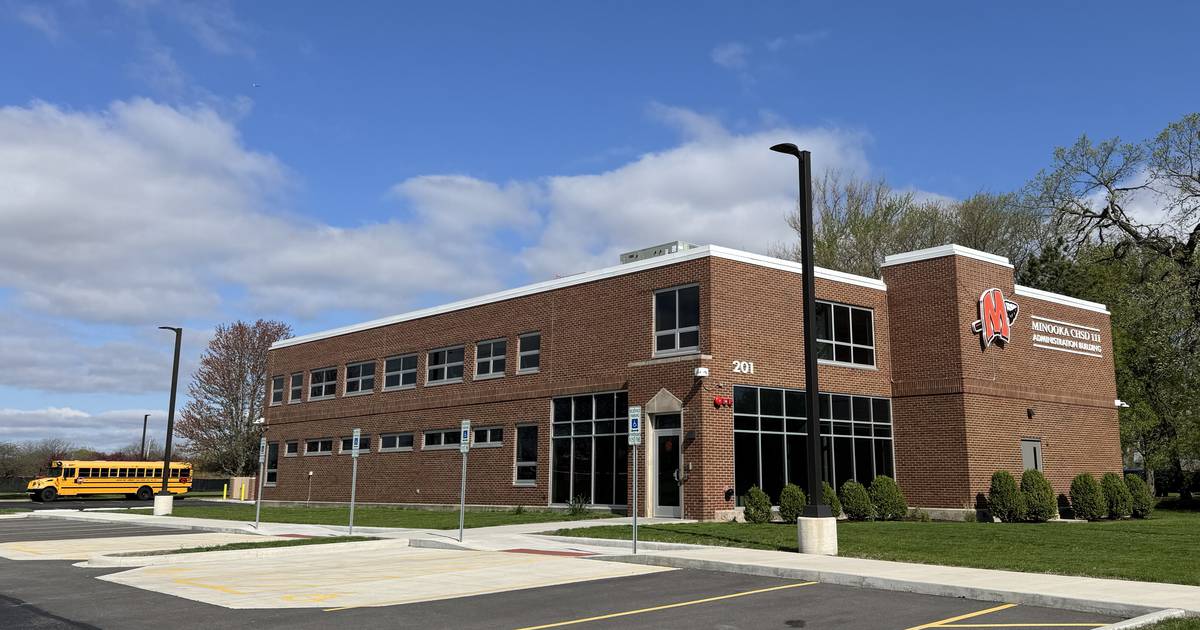 Minooka Community High School exploring stronger windows for building security