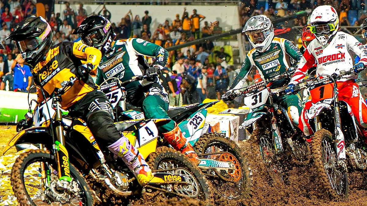 Mansukh Mandaviya Applauds ISRL For Promoting India As Motorsports' Global Hub