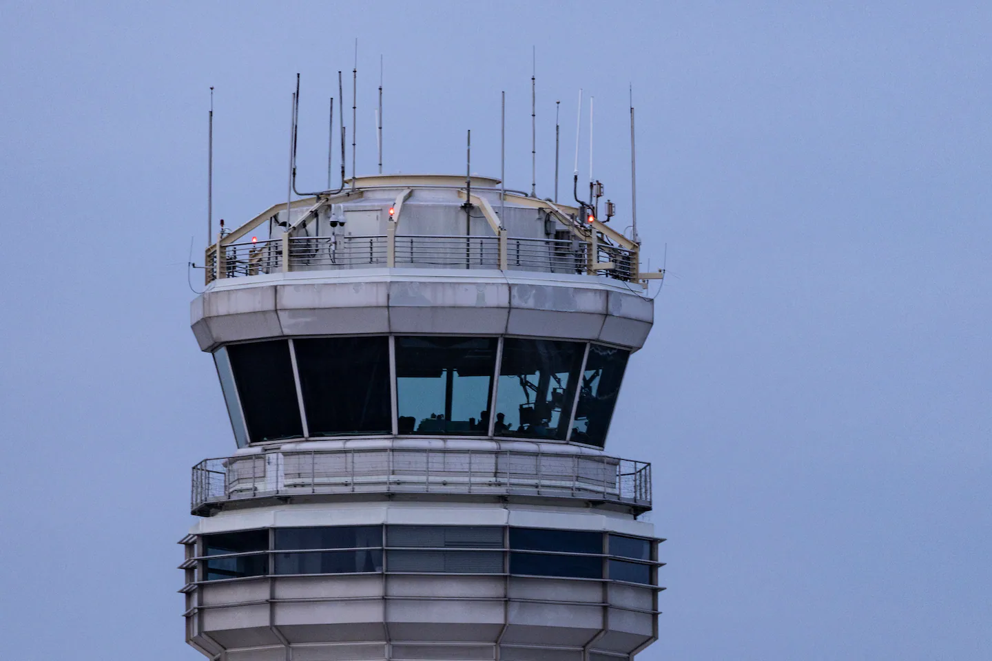 Shutdown makes air travel system ‘less safe,’ air traffic controllers say