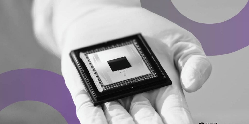 Qubit Breakthrough Pushes Bitcoin’s Encryption Risk Closer