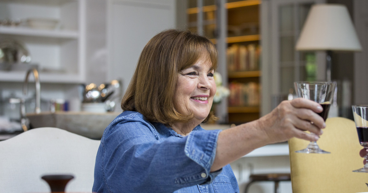 The Ina Garten Espresso Martini That's Perfect for Halloween