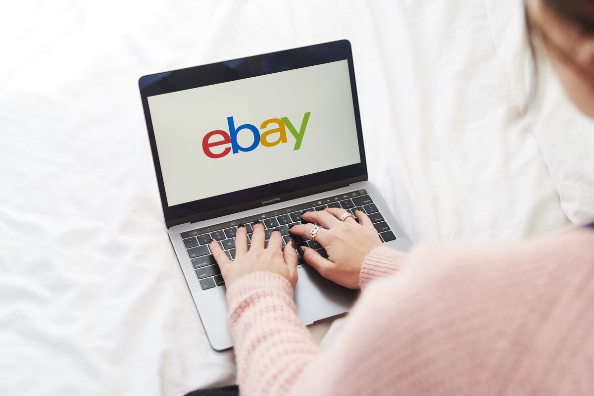 EBay Stock Falls on Weak Profit Outlook for Holiday Period