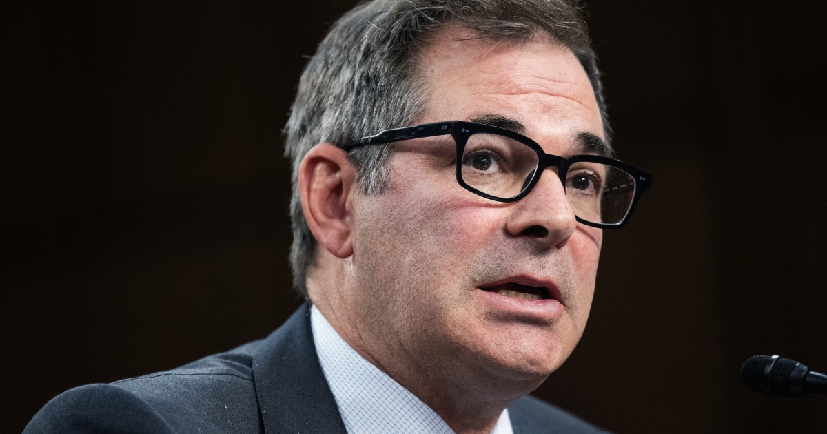 Daily market wrap: Fiserv, CoreWeave, and Palantir lead