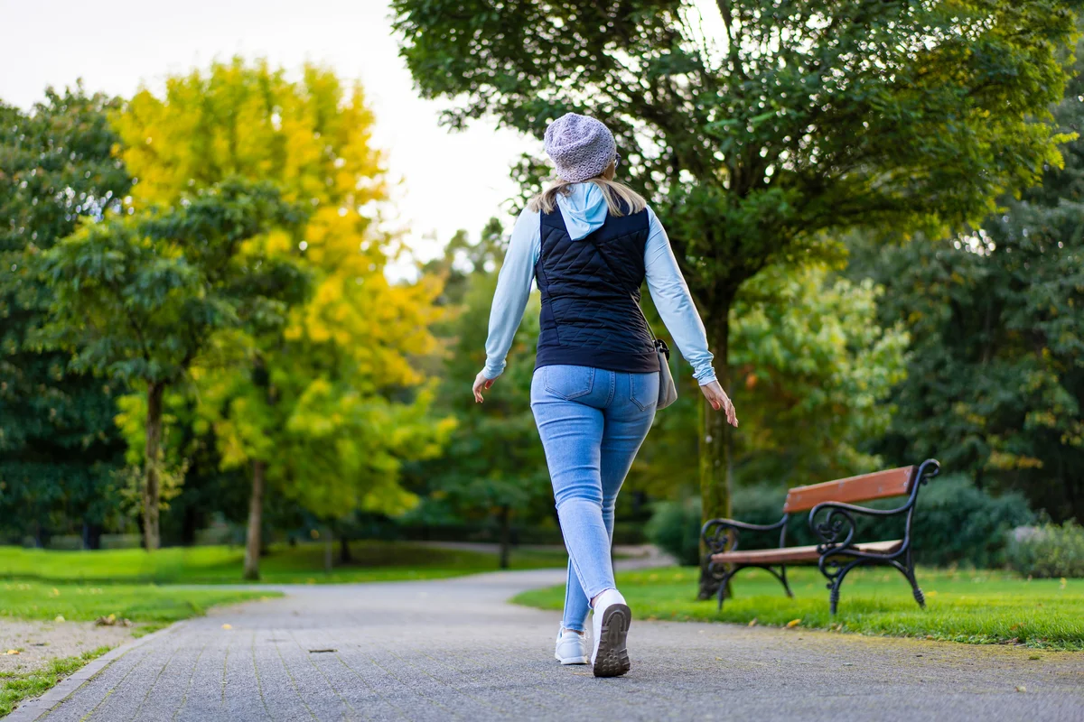 How one 15 minute walk a day could cut your risk of heart problems
