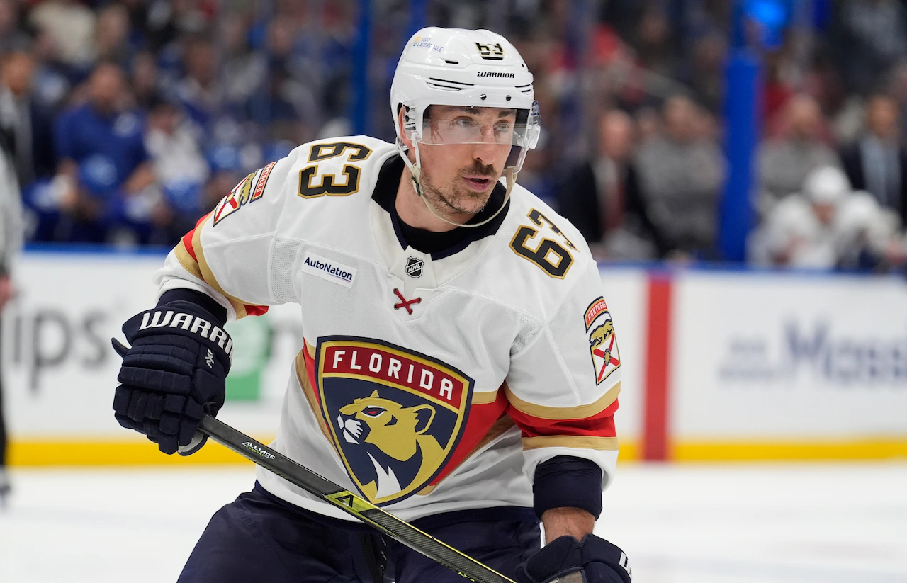 Brad Marchand makes heartfelt gesture to support friend in wake of tragedy