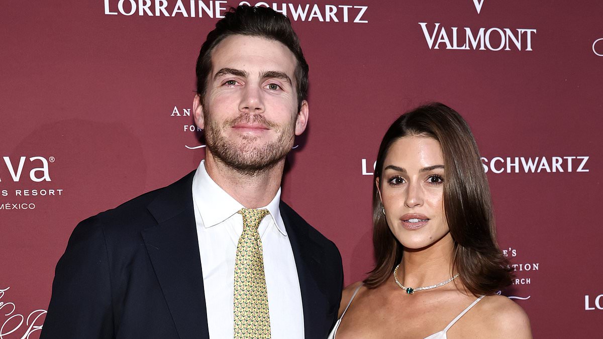 Glen Powell's model ex-girlfriend Gigi Paris is now dating NFL player Cooper Helfet