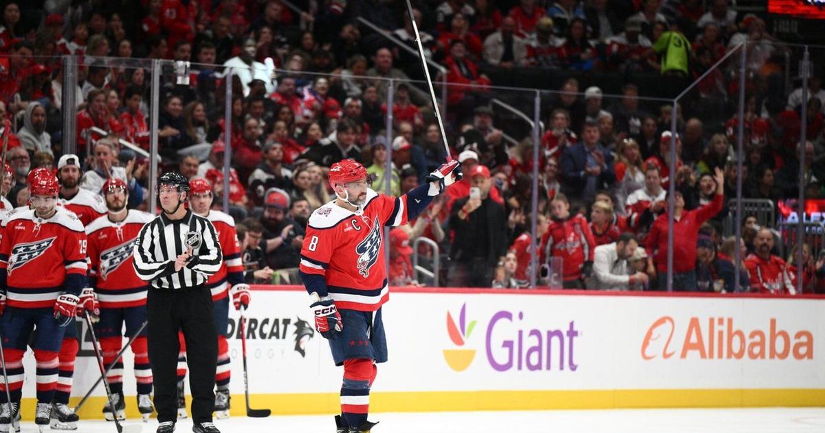 Alex Ovechkin plays his 1,500th game for the Capitals, but goal No. 900 will have to wait