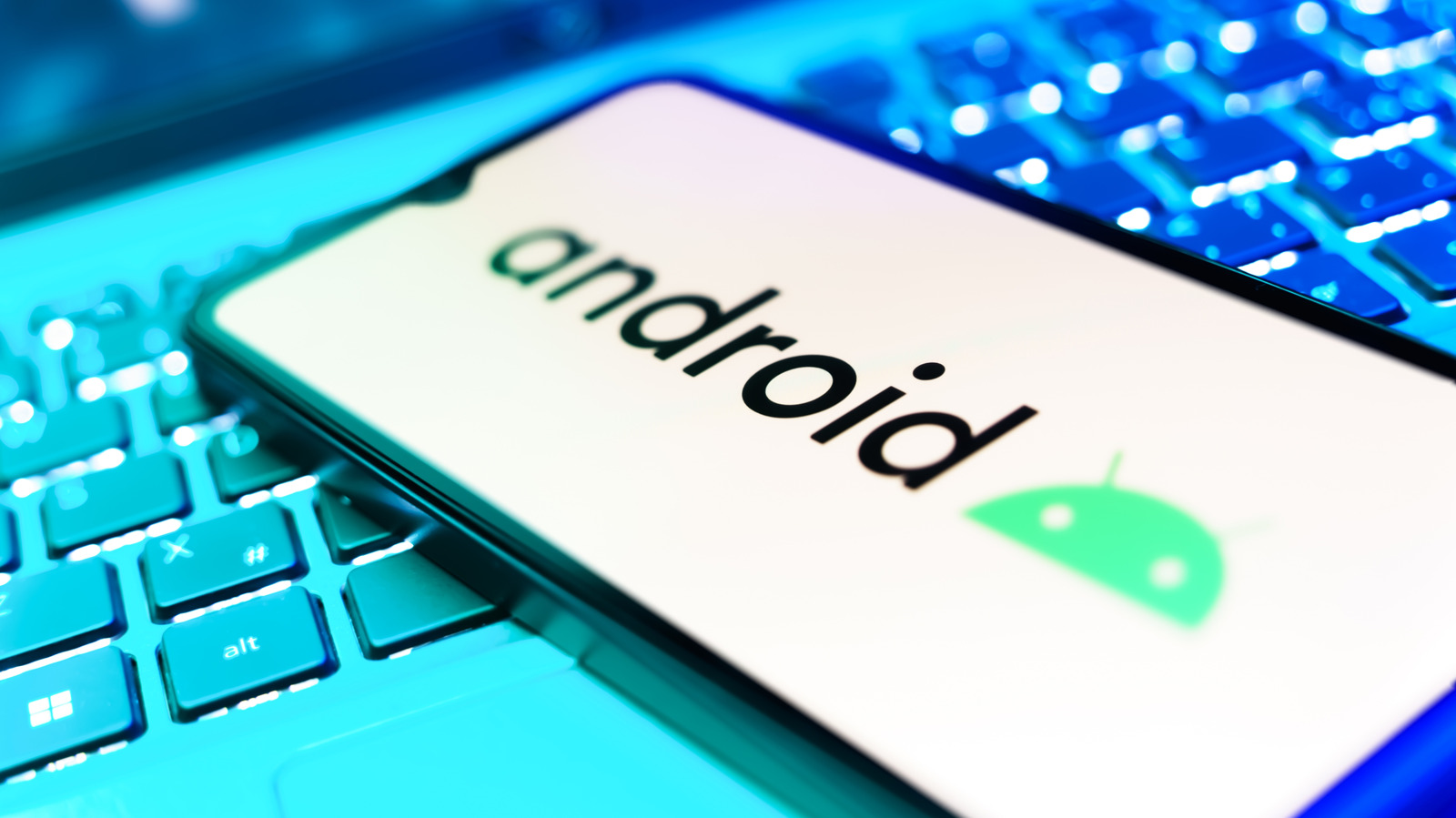 8 Cool New Gadgets Every Android Phone Owner Should Know About