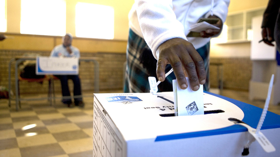 Support for democracy declining in South Africa – report