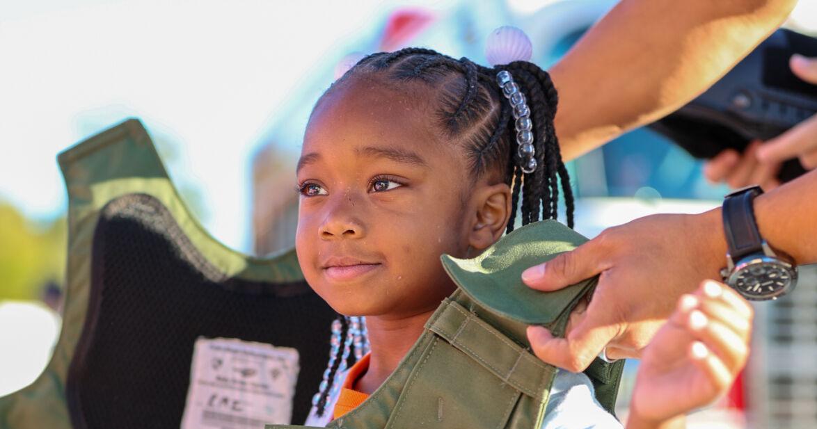 First responders visit Lamar County Head Start Students