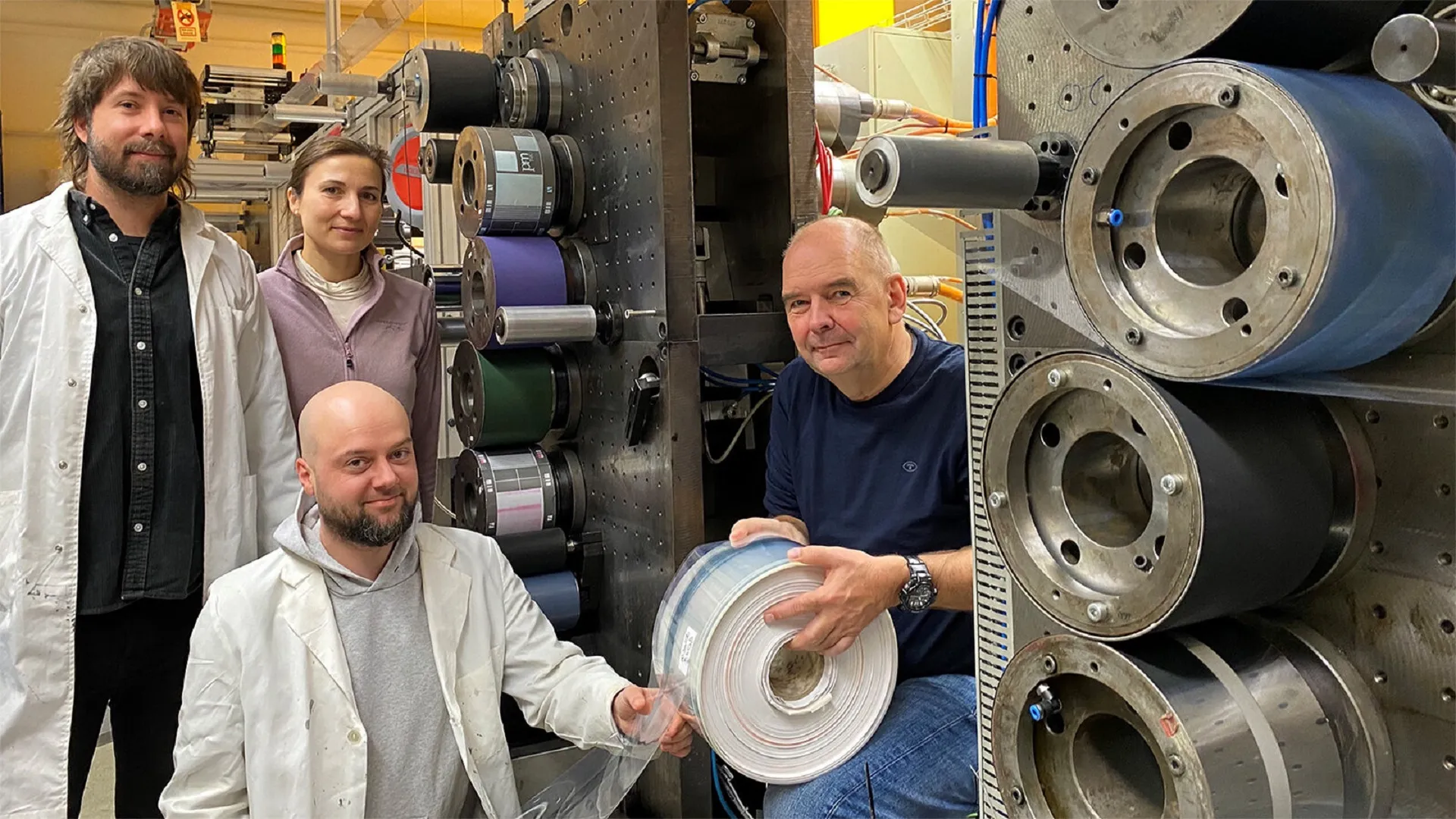 roll printed solar cell hits 9% efficiency, 88% production yield