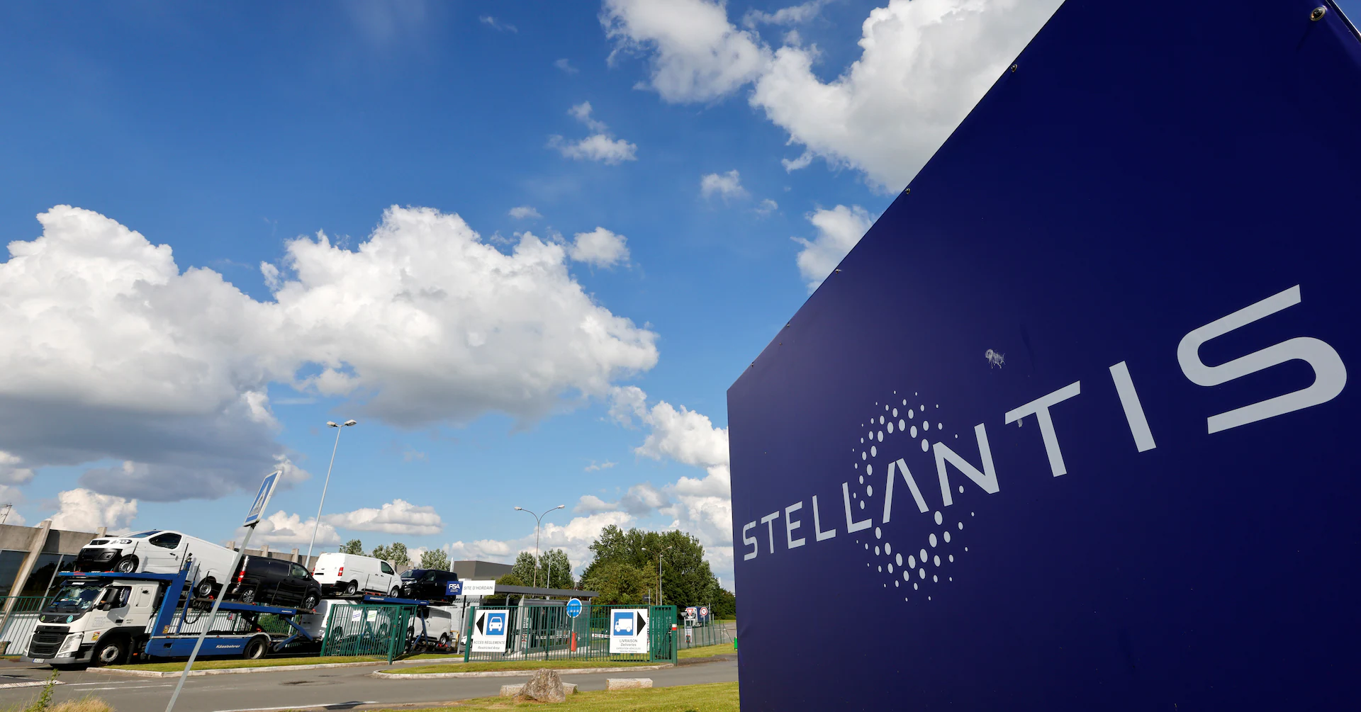 Stellantis ties up with Nvidia, Uber to advance robotaxi development - Reuters