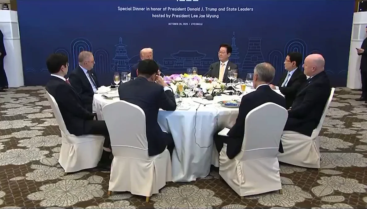 Carney and Trump share tense dinner in South Korea amid trade rift