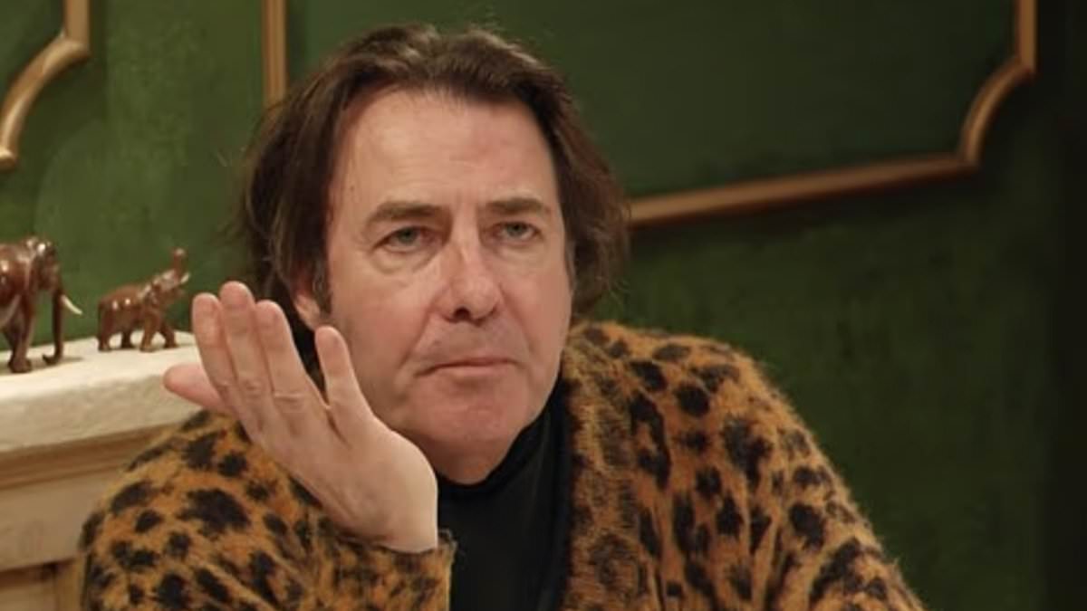 Jonathan Ross exposes ANOTHER unaired Celebrity Traitors scene where he clashed with co-star - despite stern warning from BBC bosses about leaking show secrets
