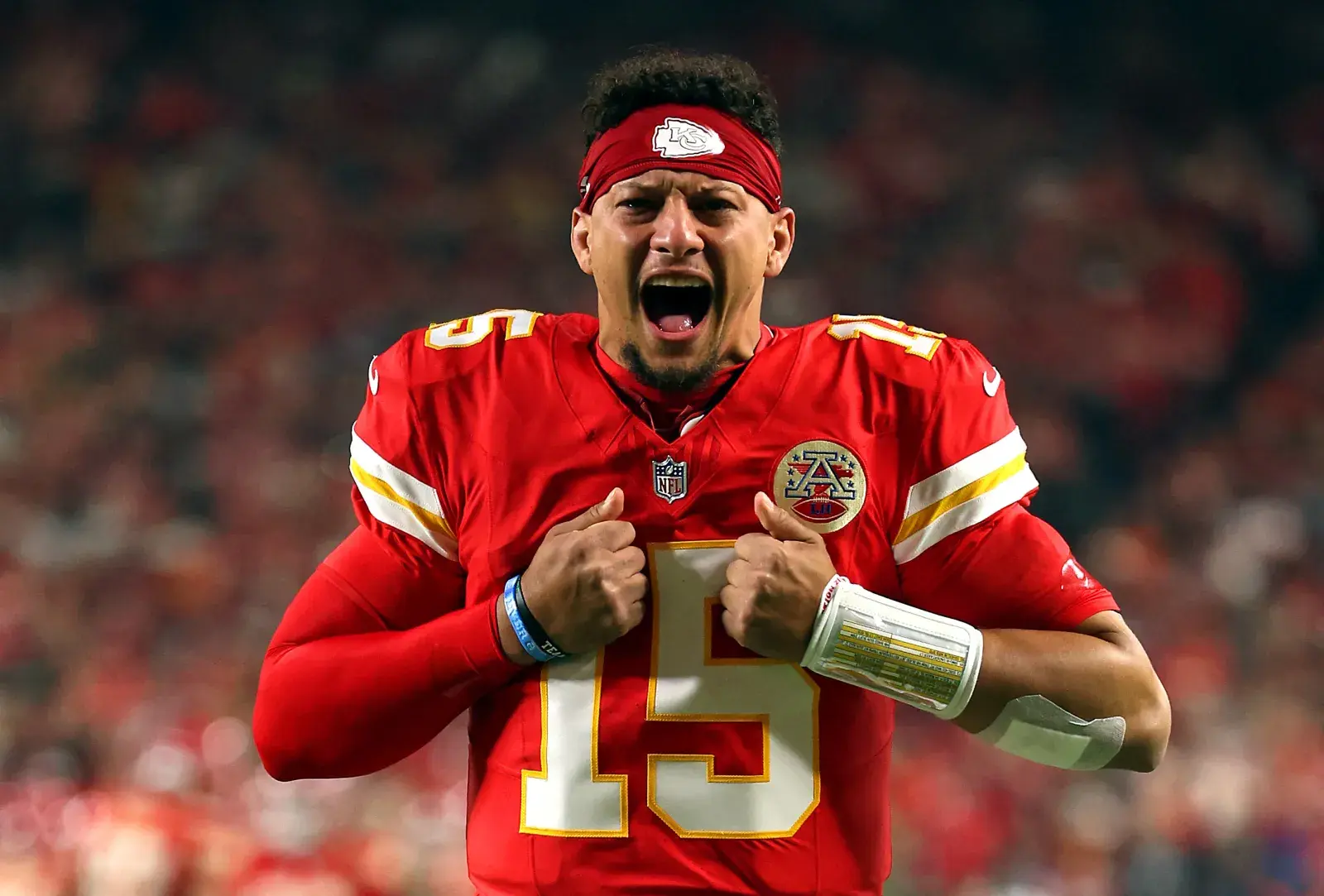 Chiefs’ Patrick Mahomes Sends Clear Message About ‘Hostile’ Bills Fans