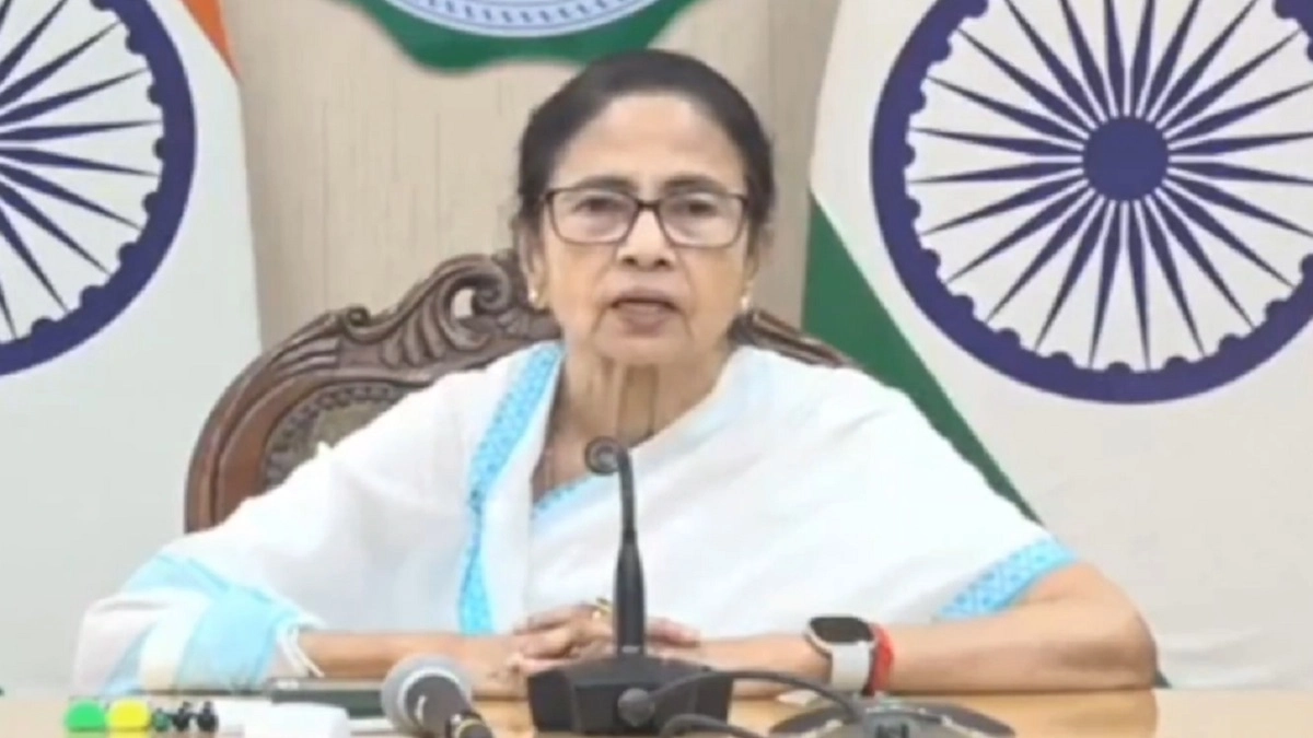 ‘Who Would Accept the Responsibility’: Mamata Banerjee Hits Out at BJP Over Rising Incidents of Suicide From Fear of SIR-NRC in West Bengal
