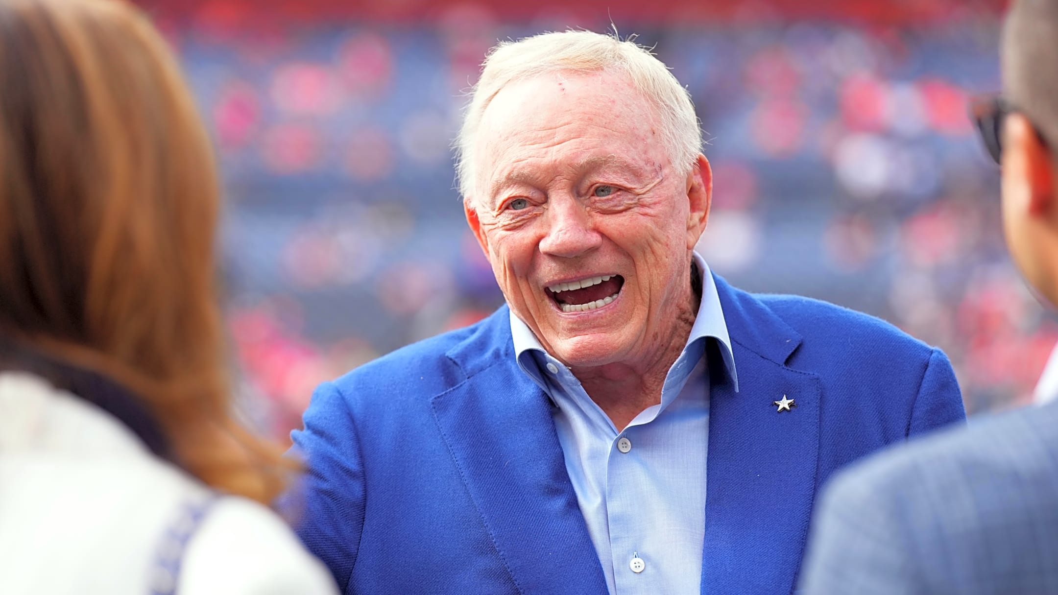 Cowboys' Jerry Jones seems to make big statement about trade-deadline rumors