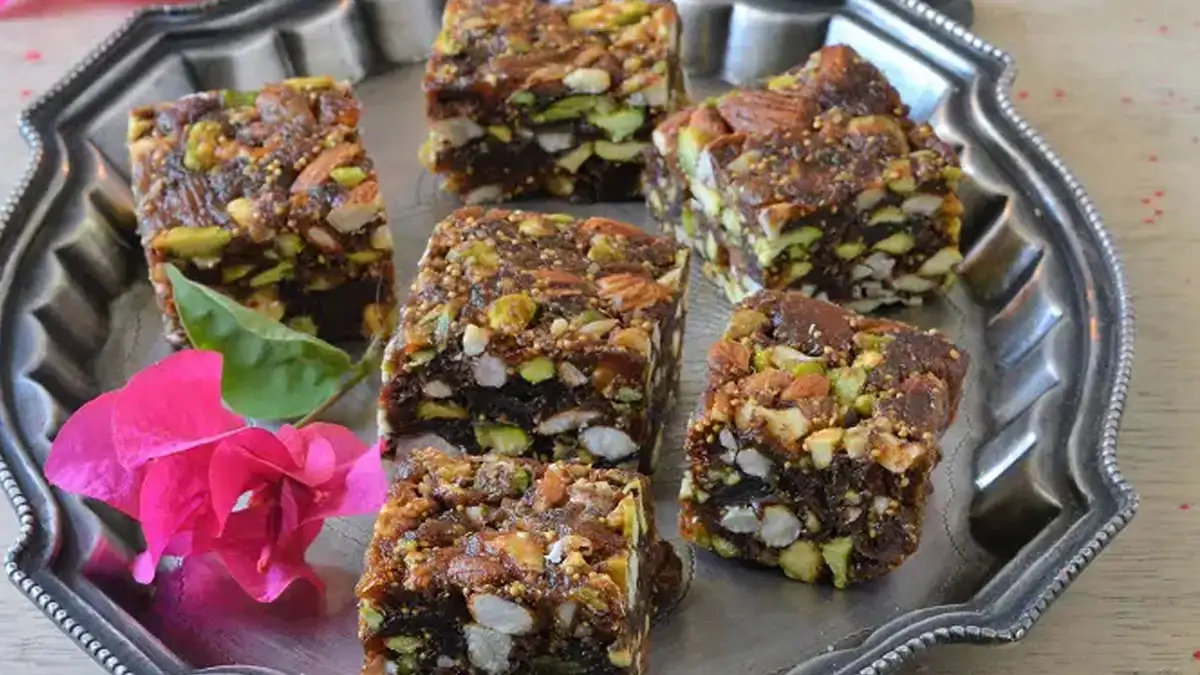 Anjeer Dry Fruit Barfi : अब बिना गिल्ट खाएं मिठाई, शुगर फ्री अंजीर बर्फी के साथ