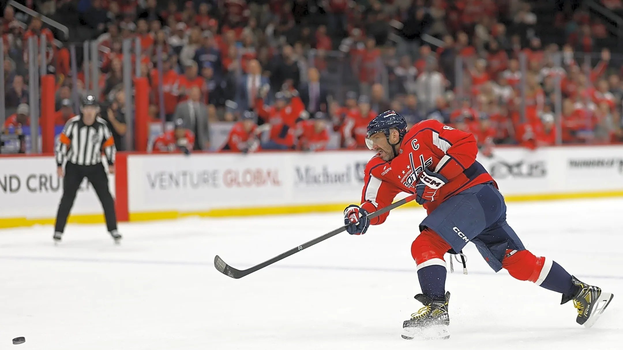 Alex Ovechkin plays 1,500th NHL game vs. Ottawa Senators