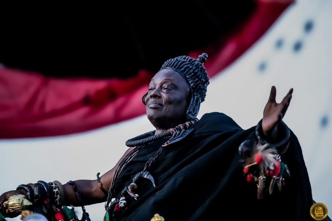 Residents await arrival of Boa Amponsem IV at Abankesieso