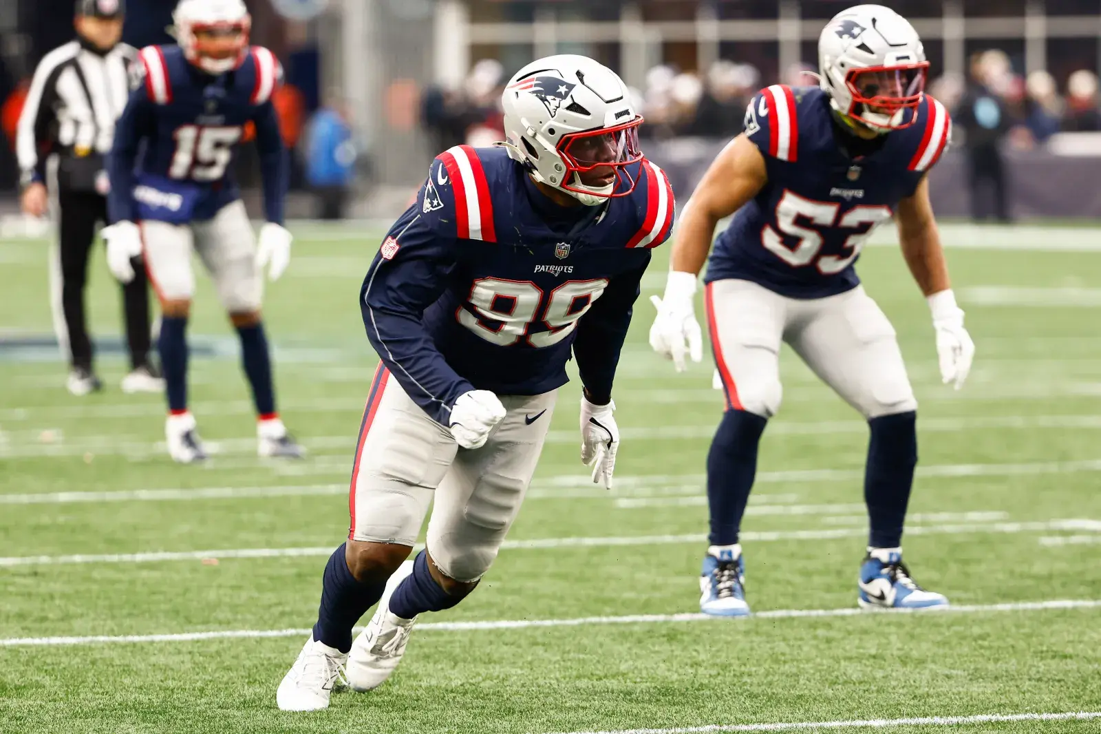 49ers Land Former Second-Round Pass Rusher in Huge Trade With Patriots