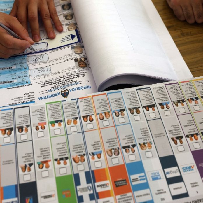 Argentines cast ballots in make-or-break midterm for Milei