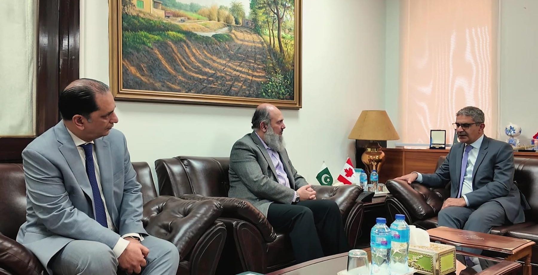 Canada, Pakistan agree to strengthen bilateral economic, trade cooperation