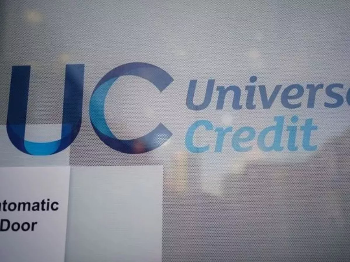 DWP set to 'halve' Universal Credit payments despite 'grave concerns'
