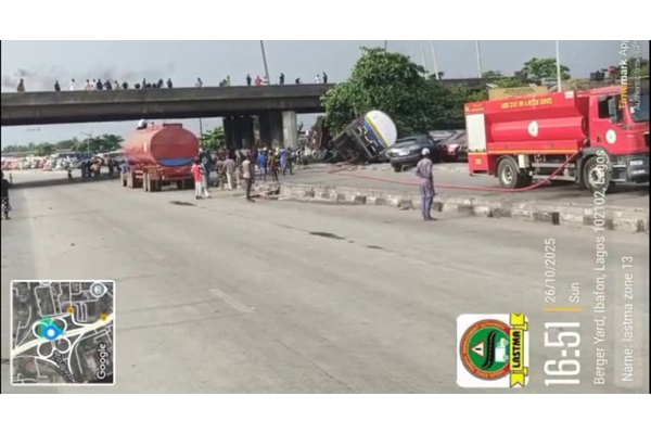 LASTMA, fire service avert major disaster after jeep-tanker collision