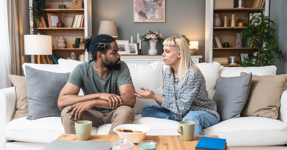 7 Things People Think Are Gaslighting but Aren’t, Psychologists Say